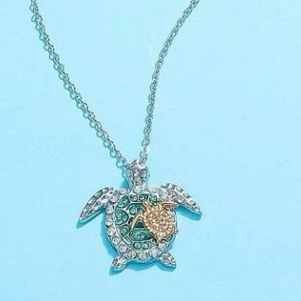 New with tags: Turtle charm and necklace